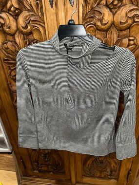 NWT Haoduoyi small dress blouse